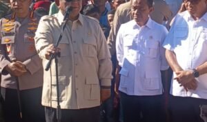 Presiden Republik Indonesia Prabowo Subianto tiba di Batalyon Infanteri Teritorial Pembangunan (Yonif TP) 834/Wakanga Mere, Kabupaten Nagekeo, Rabu (26/8/2026).